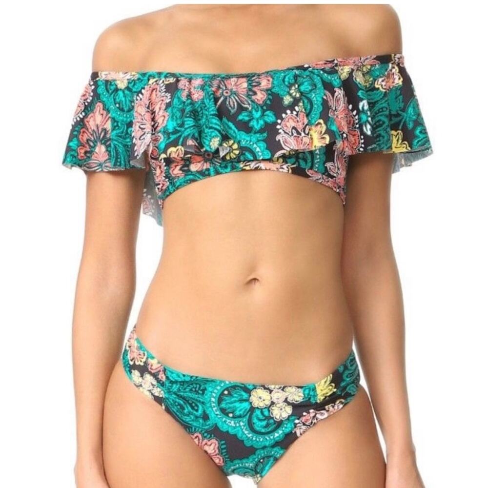 Splendid Swimsuit Farmhouse Ruffled Bandeau Medium Bikini Top New with tags - Picture 6 of 8